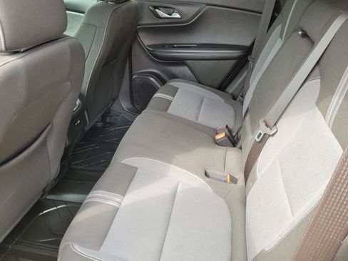 Used 2023 Chevrolet Blazer LT w/ Convenience Package FWD image 17