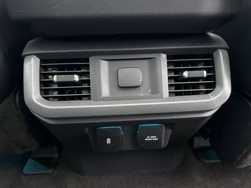 Used 2021 Ford F150 Lariat AWD/4WD image 35