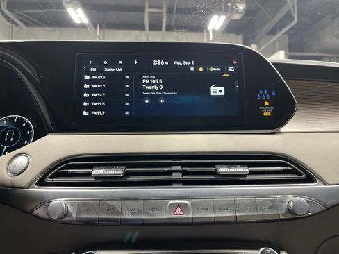 Used 2022 Hyundai Palisade Limited w/ Cargo Package AWD/4WD image 28