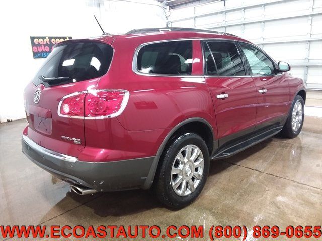 Used 2011 Buick Enclave CXL FWD image 3