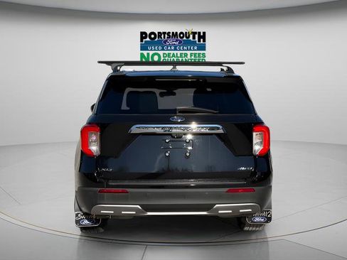 Used 2022 Ford Explorer XLT w/ Equipment Group 202A AWD/4WD image 29
