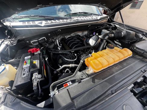 Used 2016 Ford F150 Lariat image 6