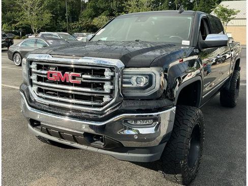 Used 2017 GMC Sierra 1500 SLT AWD/4WD image 1