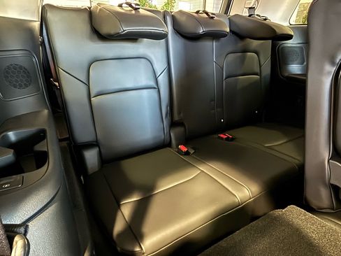 Used 2024 Nissan Pathfinder Platinum w/ Cargo Package image 23