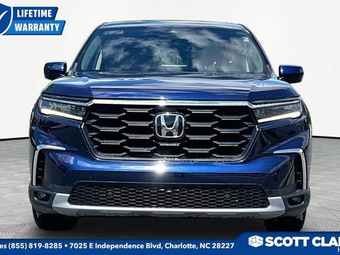 Used 2025 Honda Pilot EX-L image 2