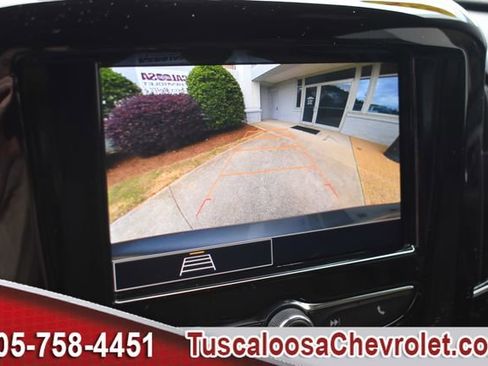 Used 2023 Chevrolet Traverse LT FWD image 36