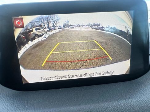 Used 2018 MAZDA MAZDA3 Grand Touring w/ Premium Equipment Package image 21