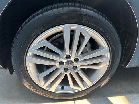 Used 2018 Audi Q5 2.0T Premium Plus w/ Premium Plus Package AWD/4WD image 26