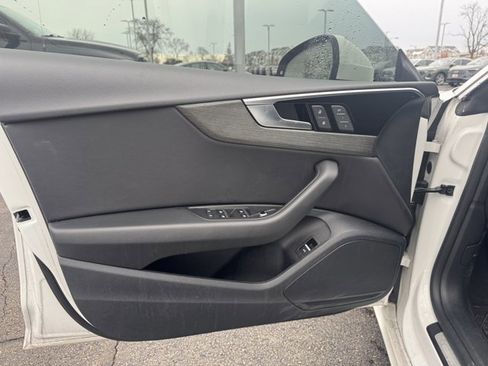 Used 2022 Audi A5 2.0T Premium image 10