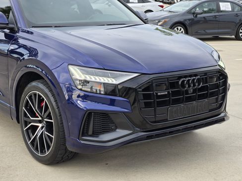Used 2021 Audi Q8 Premium Plus w/ Premium Plus Package AWD/4WD image 9