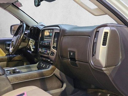 Used 2018 GMC Sierra 1500 Denali w/ Denali Ultimate Package AWD/4WD image 18