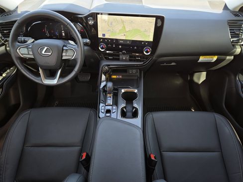 Certified 2025 Lexus NX 350 AWD w/ Accessory Package (2T) image 38