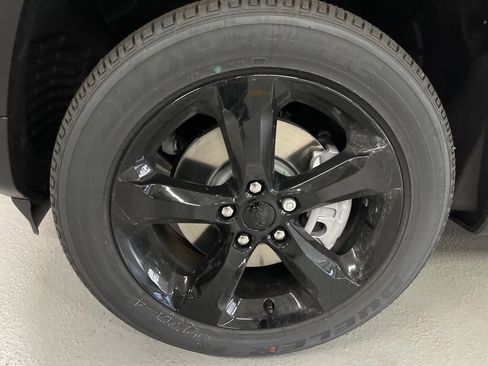 New 2025 Jeep Grand Cherokee L Altitude image 52