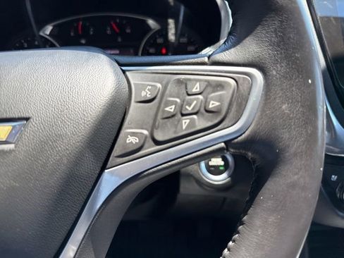 Used 2022 Chevrolet Equinox Premier FWD image 13