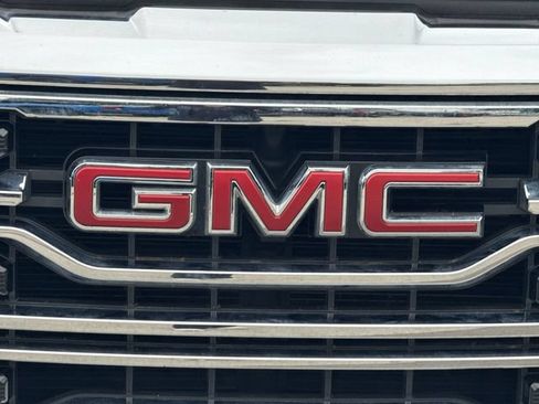 Used 2024 GMC Sierra 1500 SLT w/ SLT Convenience Package AWD/4WD image 31
