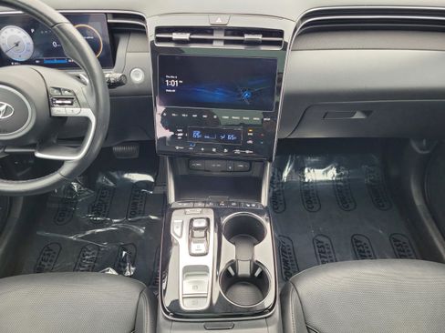 Used 2024 Hyundai Tucson Limited image 19