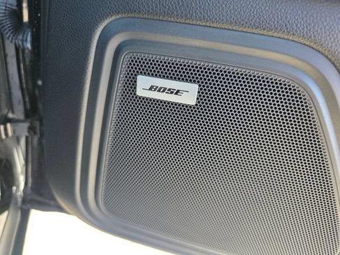Used 2020 Porsche Macan AWD/4WD image 9