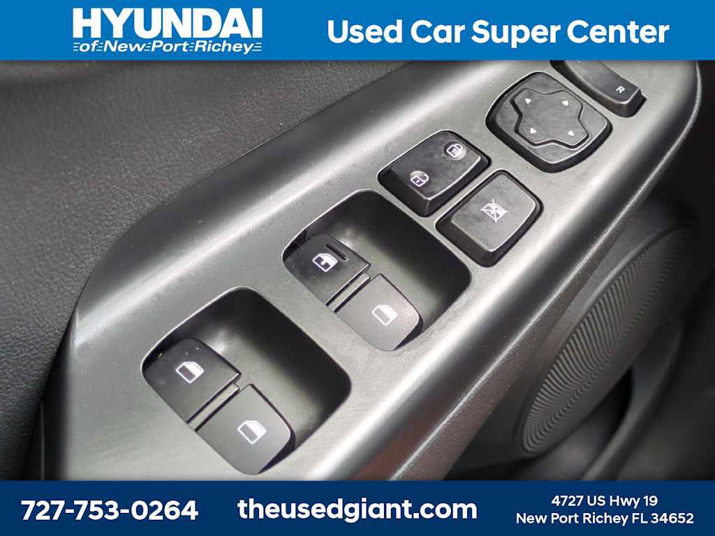 Certified 2022 Hyundai Kona SE FWD image 23