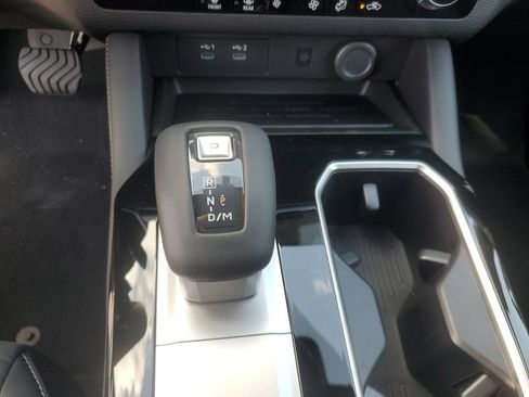 New 2026 Mitsubishi Outlander LE AWD/4WD image 21