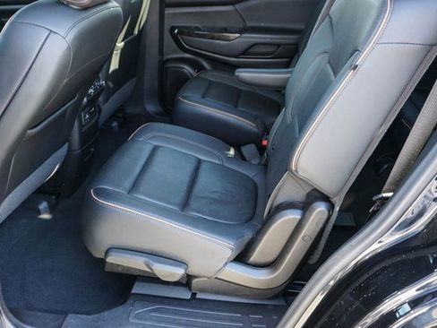 Used 2023 GMC Acadia AT4 w/ Technology Package image 18