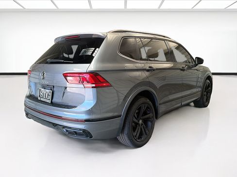 Used 2023 Volkswagen Tiguan SE R-Line FWD image 4