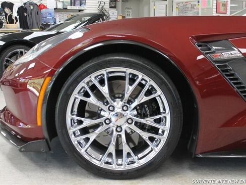Used 2016 Chevrolet Corvette Z06 w/ 2LZ Preferred Equipment Group RWD image 16