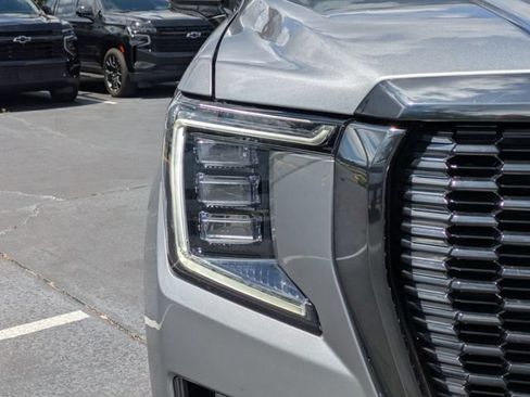 Used 2024 GMC Yukon Denali Ultimate AWD/4WD image 11