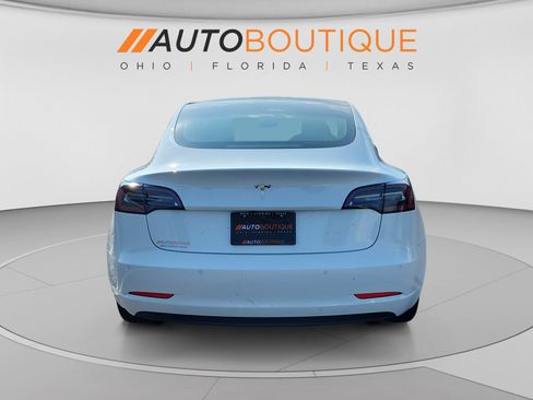 Used 2019 Tesla Model 3 Standard Range Plus RWD image 4