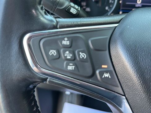 Used 2021 Chevrolet Equinox LT w/ Driver Convenience Package FWD image 12