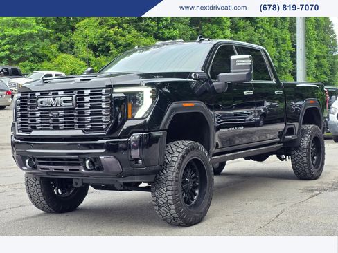 Used 2024 GMC Sierra 2500 Denali Ultimate w/ Max Trailering Package AWD/4WD image 1