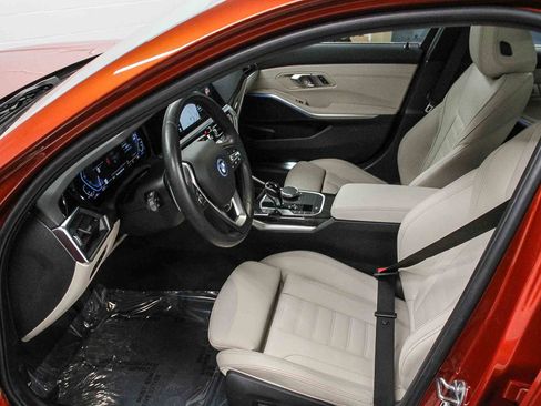 Used 2022 BMW 330e xDrive w/ Premium Package image 19