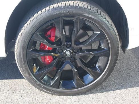 Used 2022 Land Rover Range Rover Sport HST image 9