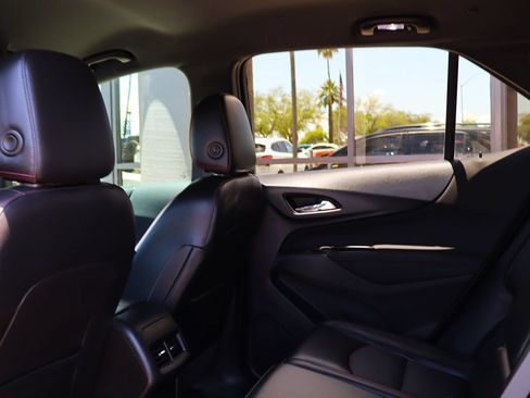 Used 2022 Chevrolet Equinox RS w/ RS Leather Package FWD image 35