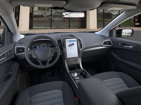 New 2024 Ford Edge SE w/ Black Appearance Package image 10