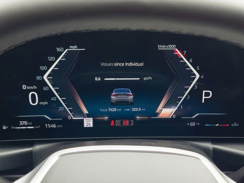 Used 2025 BMW 330i Sedan w/ Convenience Package image 18