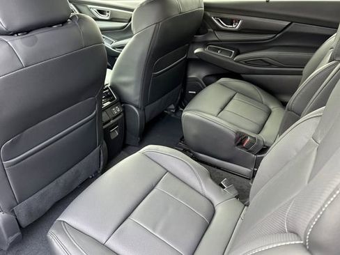 New 2025 Subaru Ascent Limited image 9