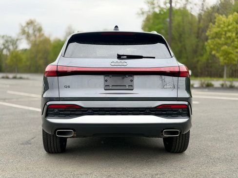 Used 2025 Audi Q5 Premium w/ Convenience Package AWD/4WD image 5