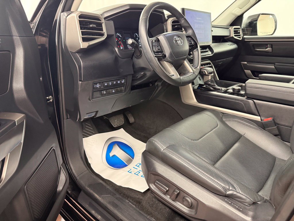 Used 2022 Toyota Tundra SR5 w/ SR5 Premium Package RWD image 11