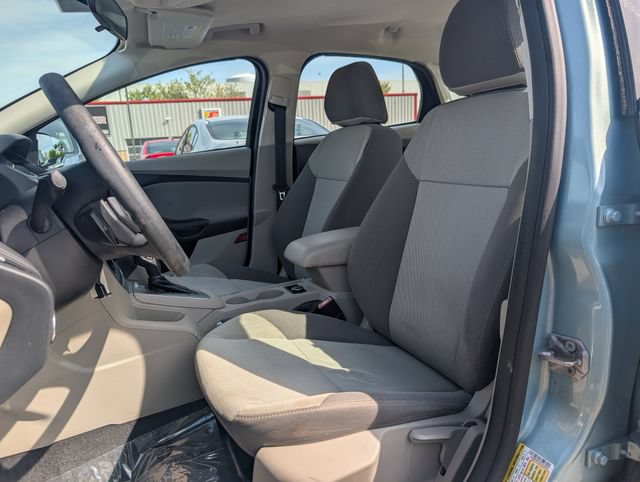 Used 2012 Ford Focus SE FWD image 7