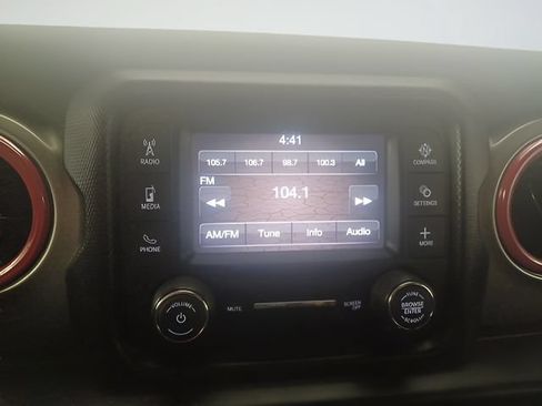 Used 2020 Jeep Wrangler Unlimited Sport S AWD/4WD image 23