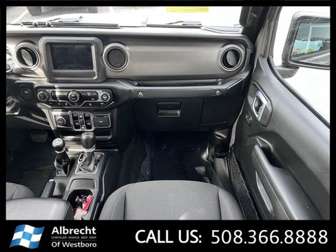 Used 2022 Jeep Gladiator Sport image 22