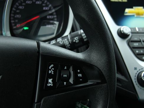 Used 2016 Chevrolet Equinox LS image 15