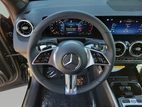 Certified 2026 Mercedes-Benz GLB 250 image 25