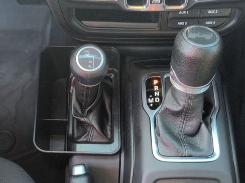 Used 2020 Jeep Wrangler Unlimited Sport S image 21