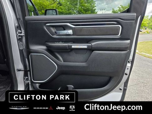 Used 2021 RAM 1500 Laramie AWD/4WD image 17