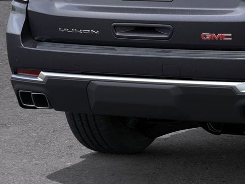 Used 2026 GMC Yukon Denali w/ Sun & Power Step Package AWD/4WD image 14