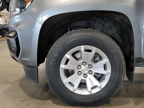 Used 2022 Chevrolet Colorado LT w/ Safety Package AWD/4WD image 12