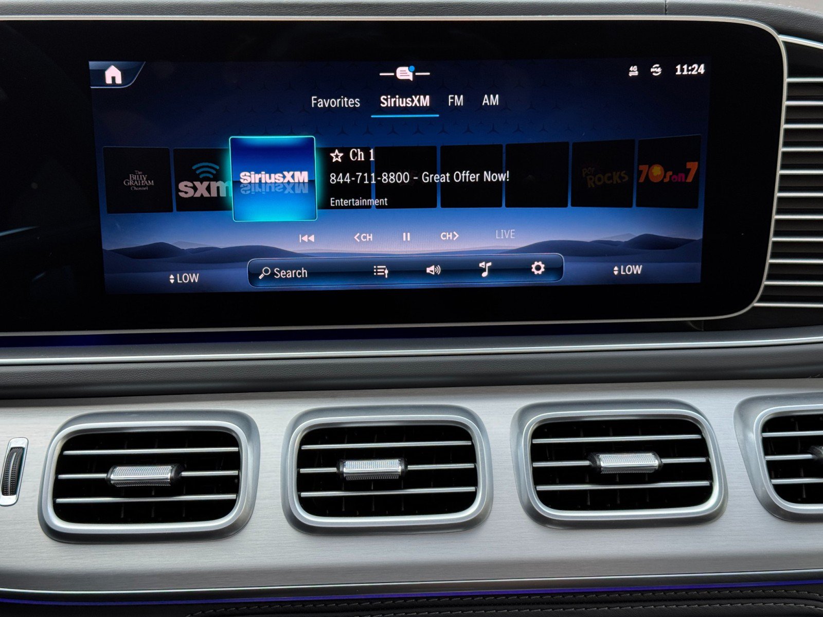 Used 2025 Mercedes-Benz GLS 63 AMG 4MATIC image 31