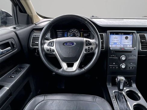 Used 2018 Ford Flex SEL w/ Equipment Group 202A FWD image 6