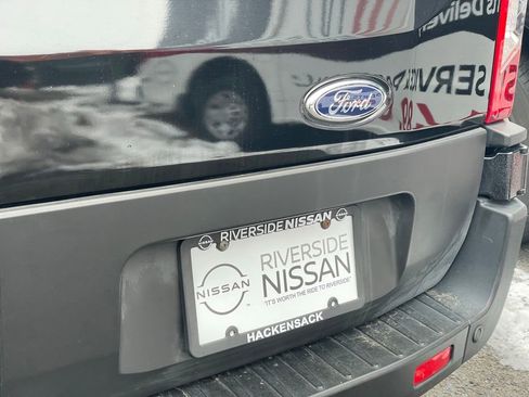 Used 2022 Ford Transit 350 XLT image 24